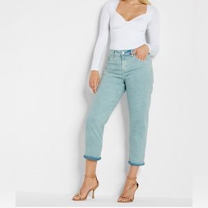 NWT Express Mid-rise Boyfriend Jeans